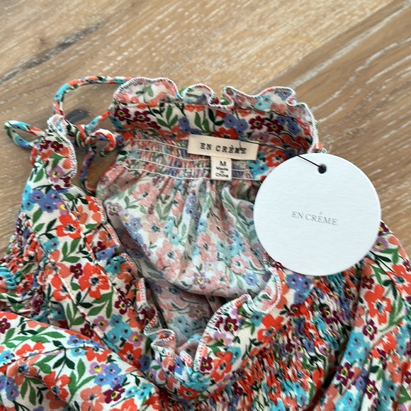 Mock Neck Ruffle Top - Picture 5 of 7